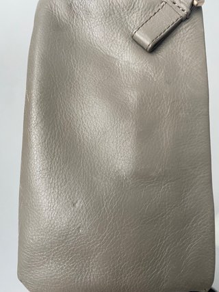 Bolso Clutch Gris Foley + Corinna