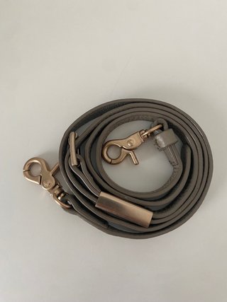 Bolso Clutch Gris Foley + Corinna