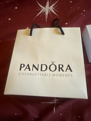 Pandora Cajas y Bolsa