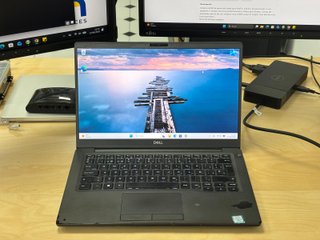 Dell Latitude 7400 Negro
