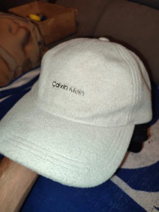 Gorra Calvin Klein Lana Gris Metálico