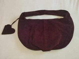 Bolso Parfois tipo hobo color burdeos