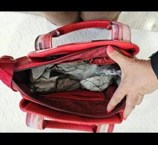 Bolso Anekke Rosa y Rojo LEER completo