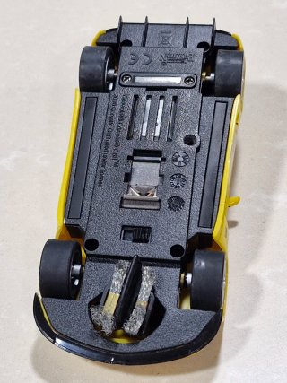 Scalextric Corvette Amarillo carrera