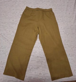 Conjunto Chaqueta, Pantalón y Blusa