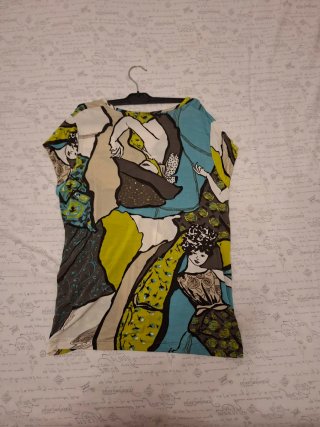 Conjunto Chaqueta, Pantalón y Blusa