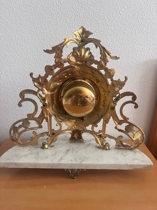 Reloj y candelabros bronce y mármol