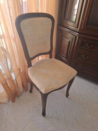 Juego de 2 sillas de madera y tela