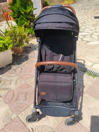 Silla de paseo Lionelo ligera y reclinable