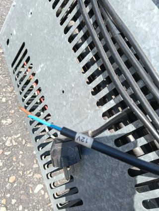 Nevera gas/12v groenland CTL350 y 220v