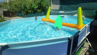 Piscina familiar elevada