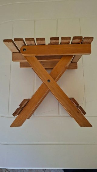 Sgabello x bambini [richiudibile] in legno