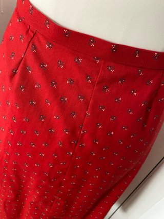 Falda vintage tradicional alemana