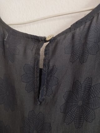 Vestido azul sin mangas
