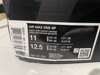 Nike Air Max DN8 Palace Grey/Orange Talla 45