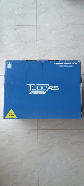 Thrustmaster T300RS + T3PA 3 pedales PS5 PS4 PC