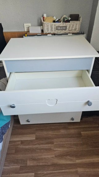 Cajonera Micuna cambiador bebé