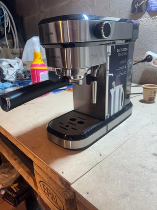 Cecotec Cafetera Express Cafelizzia 790
