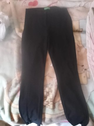 Pantalones United Colors of Benetton Negros