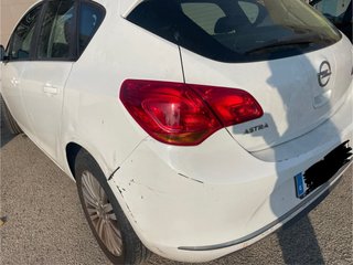 Opel Astra 2015