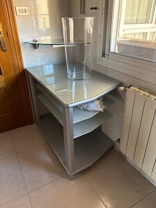 Mesa auxiliar cristal y metal gris 90x70