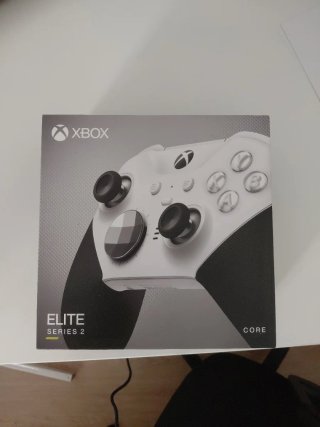 Xbox Series S Blanca 512 GB SSD y cascos gaming