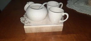 Zuccheriera in ceramica bianca con cuori