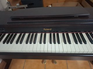 Piano Digital Roland HP i