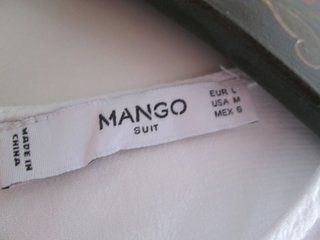 BLUSA BLANCA CON ENCAJE MANGO