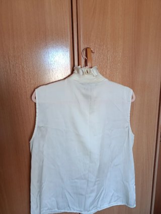 Blusa Yera Talla 48 Marfil Sin Mangas