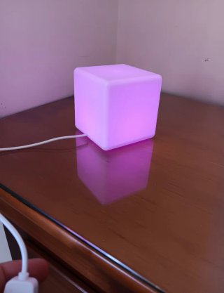 Lámpara LED Cubo varios colores