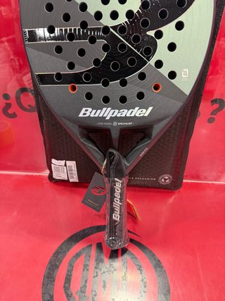 Pala Padel Bullpadel Hack 04 Comfort