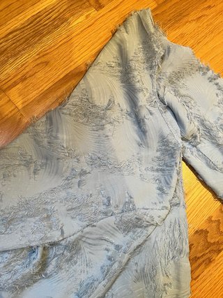 Blusa azul con textura
