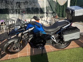 Macbor 125 Adventure Negra y Azul