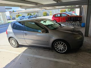 Volkswagen Golf 2004