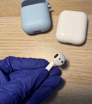 Airpods 1ª Gen Apple Blancos