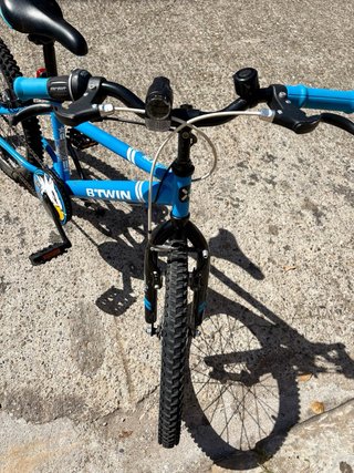 Bicicleta infantil B'TWIN azul