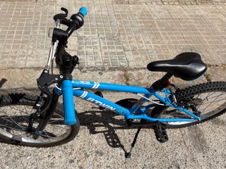 Bicicleta infantil B'TWIN azul