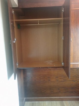 Regalo Armario de madera empotrado