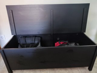 Banco almacenaje negro Ikea