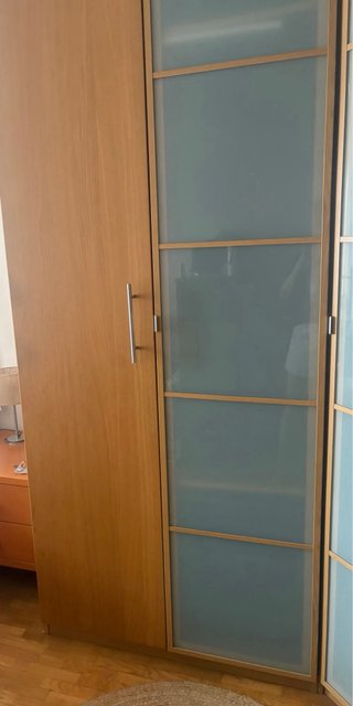 Armario Ikea Madera y Cristal
