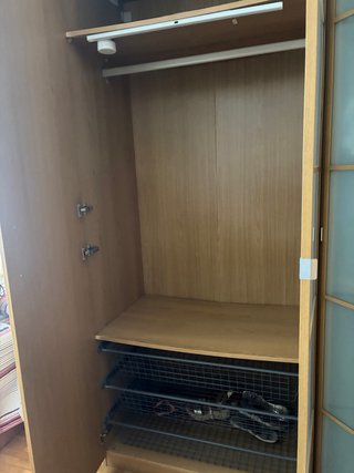 Armario Ikea Madera y Cristal