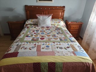 Dormitorio de matrimonio madera maciza