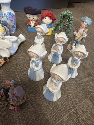 Lote de figuras de porcelana