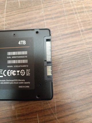SSD 4TB SATA III 2.5