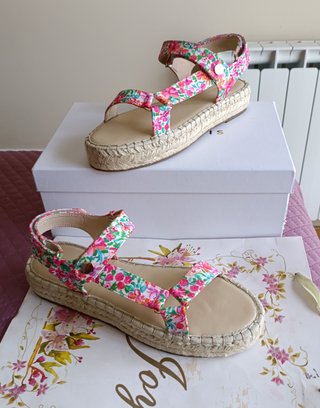Sandalias plataforma Hijoane floral piel T39