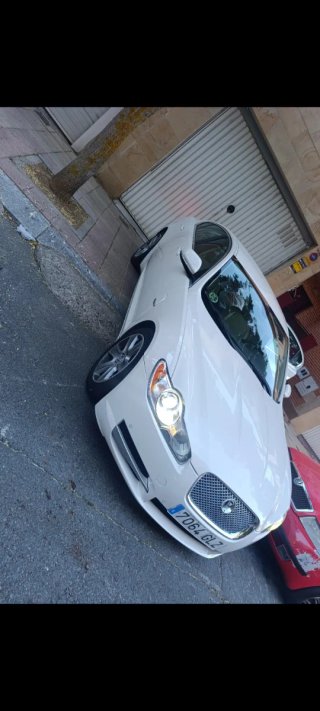 Jaguar XF 2010