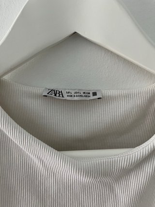 Camiseta Zara sin mangas