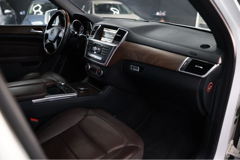 Mercedes-Benz GL 400 2014, foto 26