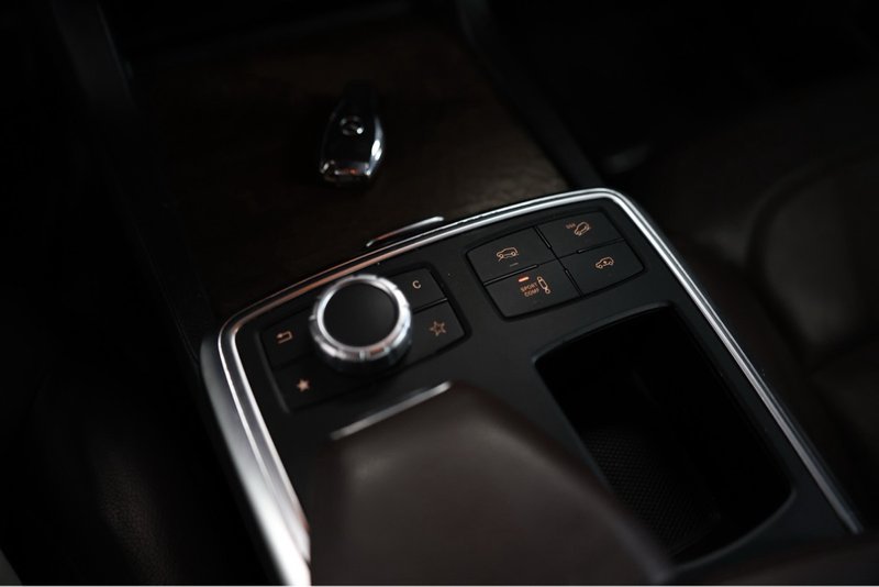 Mercedes-Benz GL 400 2014, foto 24